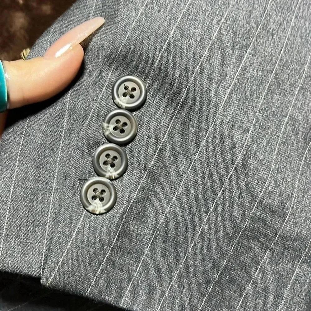 Lauren Ralph Lauren‎ Blazer 46L Grey Pinstripe 100% Wool Two Button Jacket Vtg